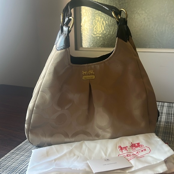 Coach “Maggie” Hobo Purse - Picture 1 of 7